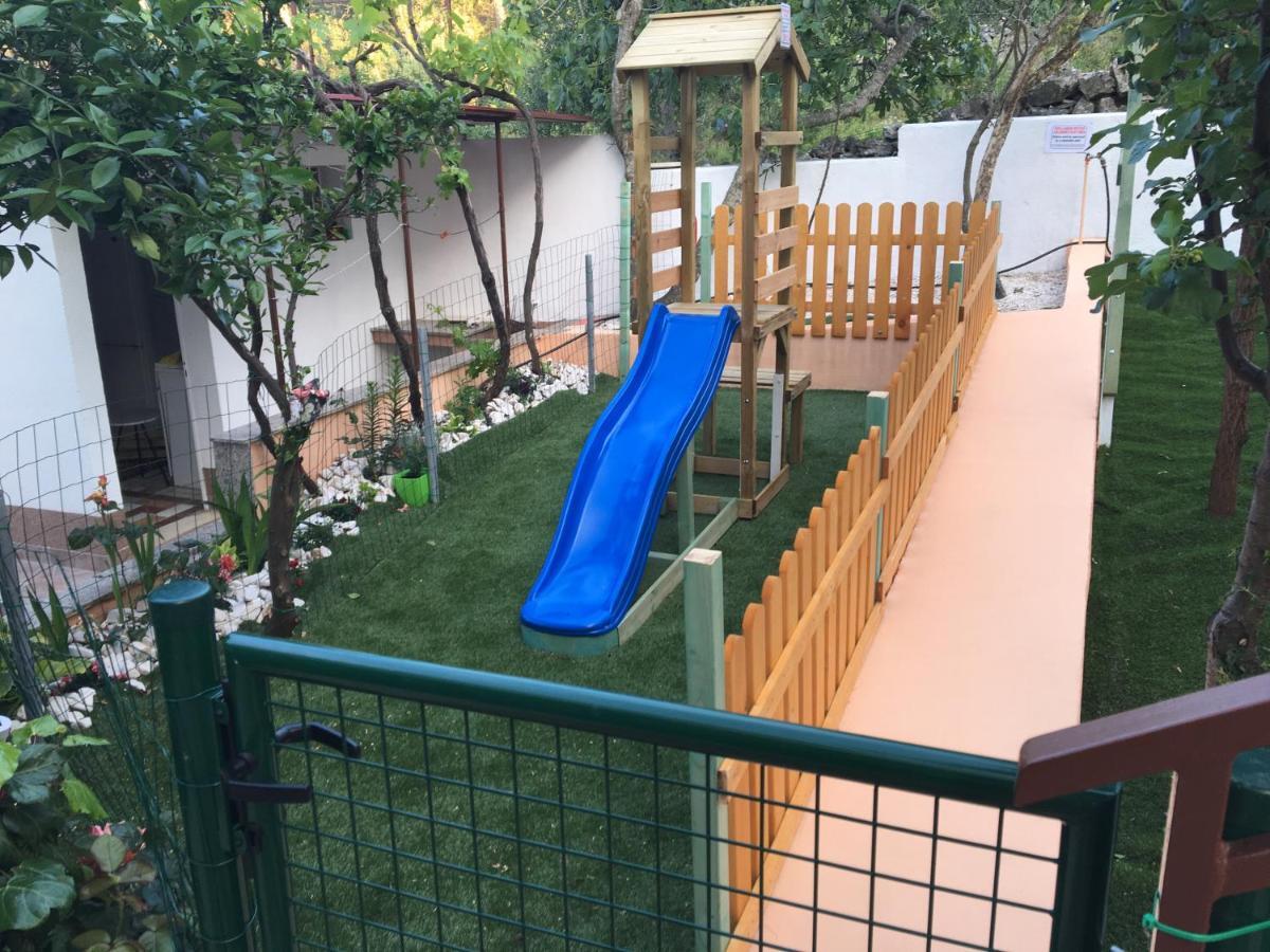 Apartments Ljiljana Трогир Экстерьер фото